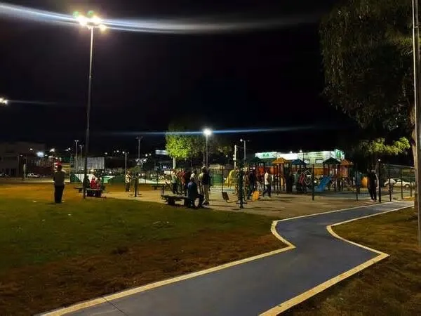 A Praça de Nova Veneza passou por uma ampla revitalização, recebendo nova iluminação em LED, paisagismo e jardinagem, ...