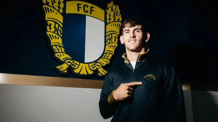 Tamás Szucs está na agenda do Famalicão Hugo Oliveira elogia dois treinadores: "É preciso tirar o chapéu" Hugo Oliveira: ...