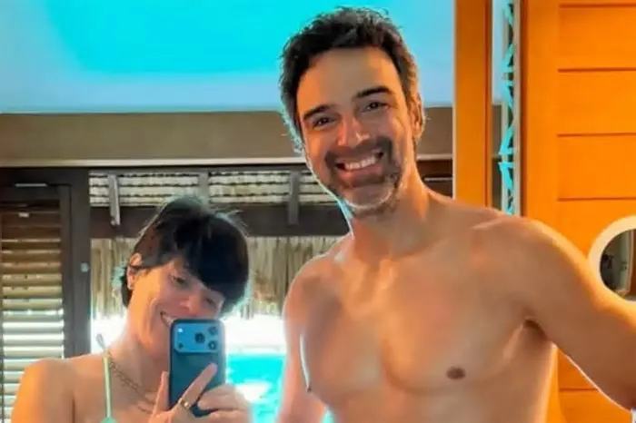 O jornalista Tadeu Schmidt, conhecido por apresentar o Big Brother Brasil na TV Globo, deixou os internautas surpresos ao ...