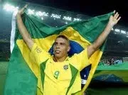 Com três gols e três assistências, Vini Jr. tem as mesmas seis participações dos jogadores históricos da Canarinho, no ...