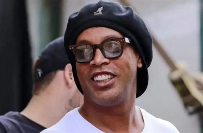 Ronaldinho que está atualmente nos EUA para acompanhar a Copa do Mundo de 2026, será apresentado oficialmente como jogador do ...