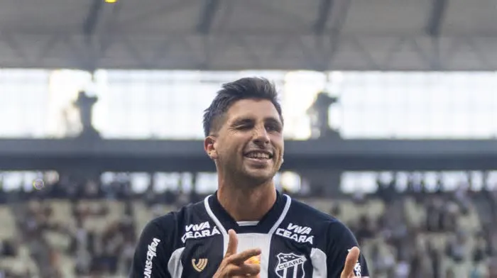 Sem conseguir boa sequência com o técnico Rafael Guanaes na Série A, o meia Lucas Mugni optou por rescindir o contrato com ...