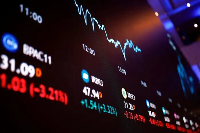 A última sessão da semana não teve ⁠uma ‌direção única, com ⁠investidores atentos ao noticiário geopolítico e à estreia das ...