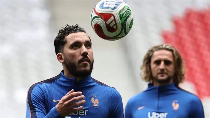 Às vésperas da estreia da França, Cherki falou sobre preconceito, críticas e orgulho de fazer parte de uma seleção marcada ...