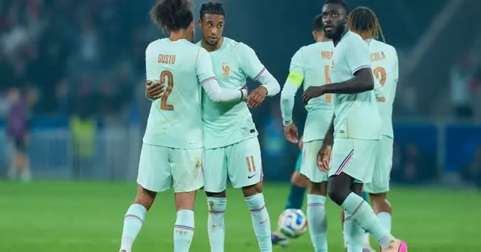 A seleção da França tem valor de mercado cerca de 60 vezes superior ao do Iraque, segundo levantamento divulgado pela ...