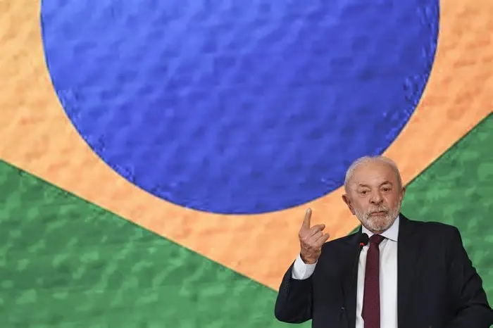 Durante a cúpula do G7, o presidente Lula reuniu-se com a primeira-ministra japonesa, Sanae Takaichi, e anunciou que o ...