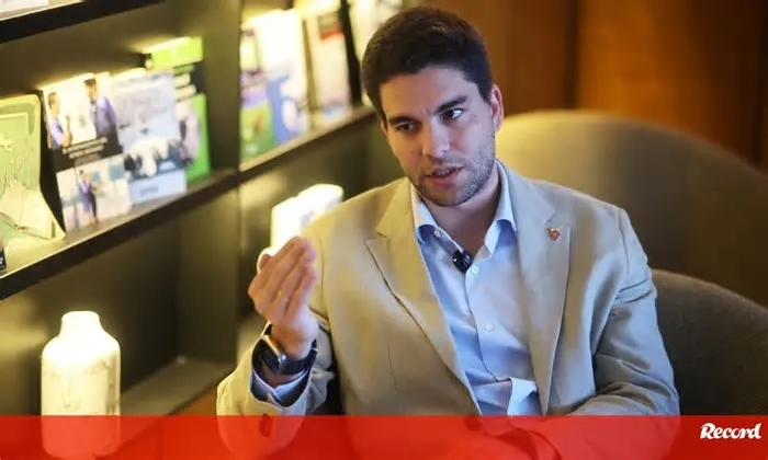 Presidente da SAD quer criar bases sólidas para que os durienses regressem à 1.ª Liga e se consolidem num patamar elevado ...