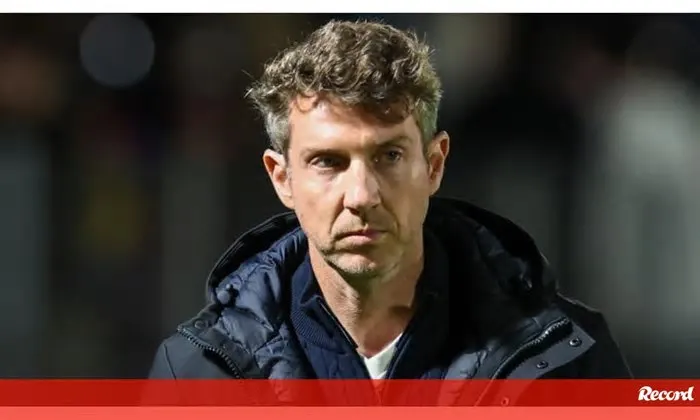 A equipa técnica liderada por Vasco Seabra vai sofrer alterações na próxima temporada. E nesse sentido, segundo apurou Record ...