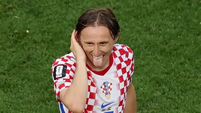 O jogador croata Luka Modrić entrou para a história das finais da Copa do Mundo em grande estilo. Modrić conseguiu dar a ...