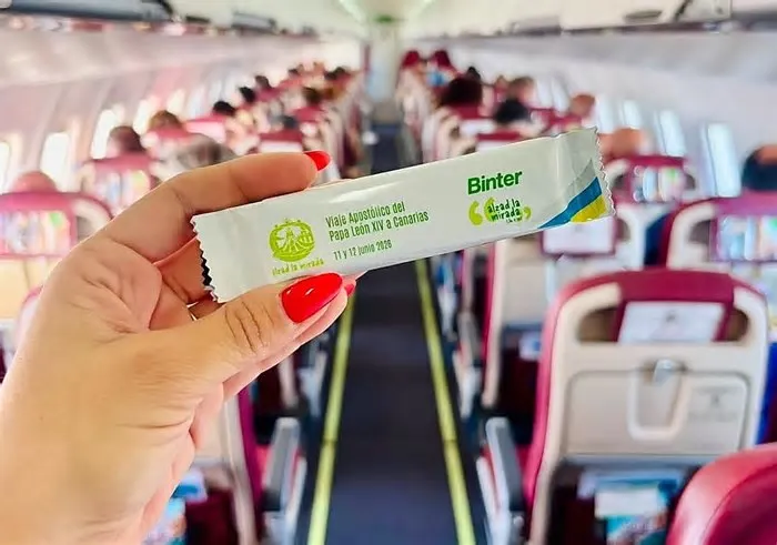 Entre el 9 y el 12 de junio, los pasajeros recibirán una chocolatina conmemorativa especialmente diseñada para la ocasión ...