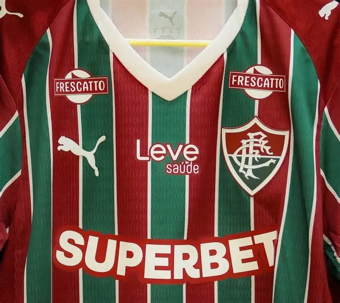 Ativo no mercado da bola, o Fluminense sonha com os retornos de Nino e Thiago Silva para a sequência da temporada. Enquanto ...