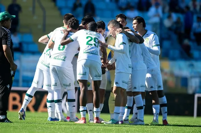 Cuiabá e Londrina se enfrentam nesta quinta-feira (25), às 20h30, na Arena Pantanal, pela 15ª rodada da Série B do Campeonato ...