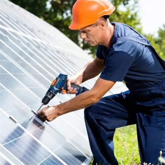 A produção de energia solar em rodovias ganhou destaque em vários países europeus como uma forma de ampliar a geração ...