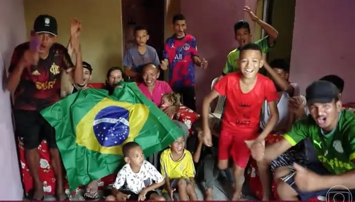 A família com 14 filhos nomes com R, da Bahia, agora celebra a chegada dos netos e cobra melhor desempenho de Neymar para a ...