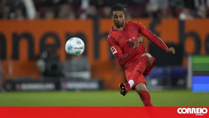 Em caso de sucesso, francês passaria a ser o segundo jogador mais caro da história.
