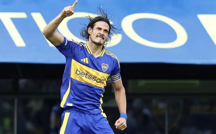 O Boca Juniors acertou a rescisão de contrato do atacante Edinson Cavani, de 39 anos. A informação foi divulgada pelo ...