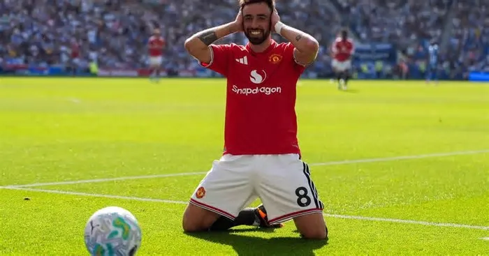 Internacional português já foi considerado o jogador da época da Premier League e arrecadou o galardão de futebolista do ano ...