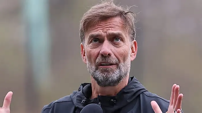 O diretor esportivo do RB Leipzig, Marcel Schafer, está pensando em se demitir depois que Jürgen Klopp o ignorou para ...