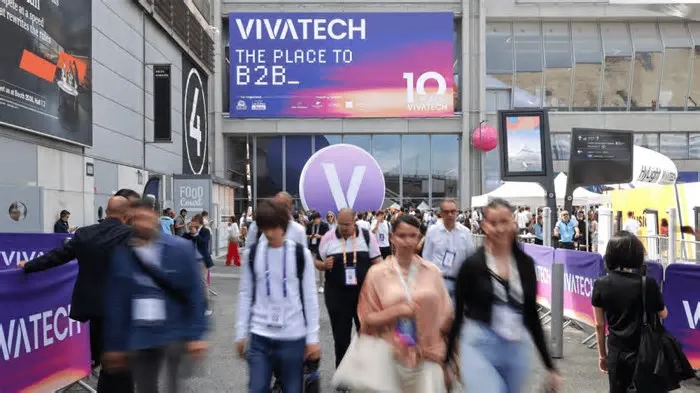 A feira internacional VivaTech completa uma década de existência em 2026, consolidando-se como o epicentro da inovação e do ...