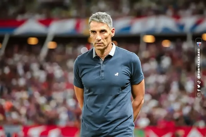 Juan Pablo Vojvoda, ex-treinador do Fortaleza e Santos, foi anunciado como novo técnico do Racing Club de Avellaneda. O ...