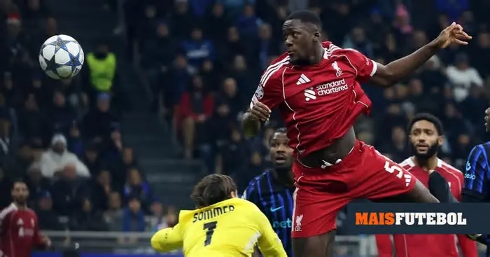 O MAISFUTEBOL na palma da sua mão! Não falhe um golo, uma transferência ou uma notícia com a nossa aplicação GRATUITA para ...