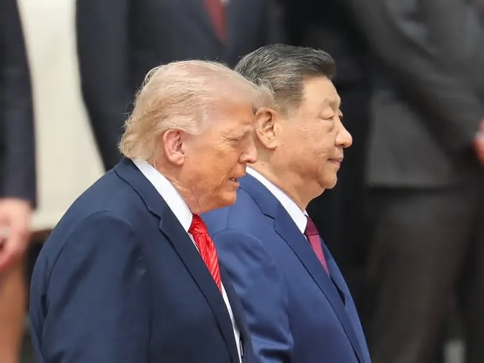 Continua a escalar a guerra comercial entre as duas maiores economias do mundo: EUA e China. Uma vez mais, as terras raras ...