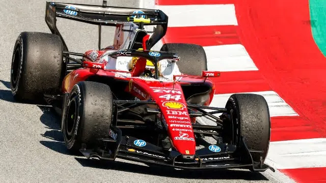 Lewis Hamilton conquistou neste domingo sua primeira vitória pela Ferrari ao vencer o Grande Prêmio da Espanha, em uma ...