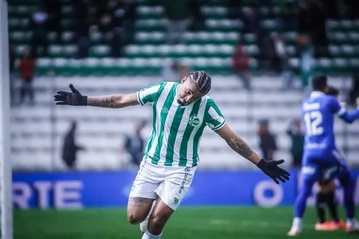 Os principais destaques da 13ª rodada da Série B ficaram para Juventude e Atlético-GO, com dois nomes cada na seleção ...