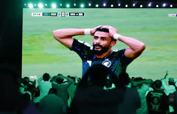 A seleção da Arábia Saudita, que joga neste domingo (21) contra a Espanha, parece ter dois objetivos principais nesta Copa do ...