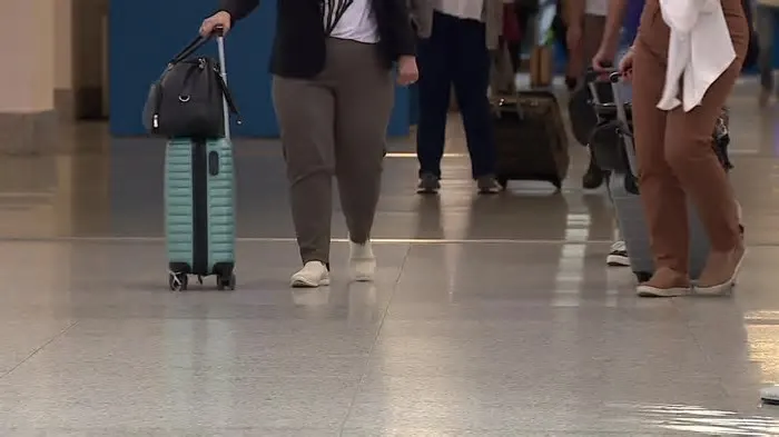 Pesquisa revela que 50% do público viaja ao menos 3 vezes por ano, priorizando o custo-benefício e destinos de praia.