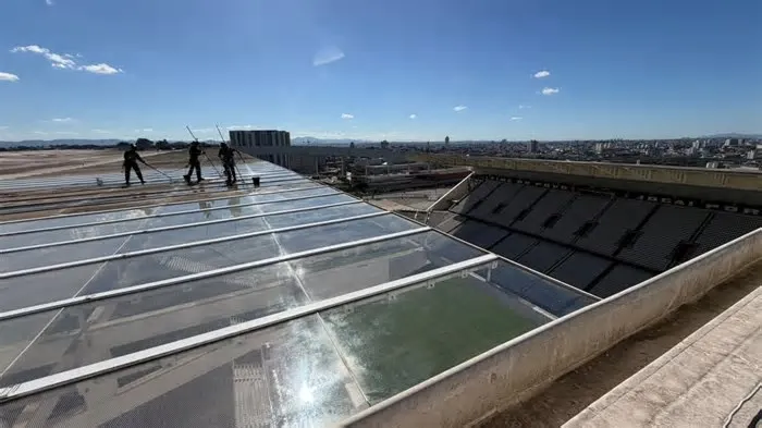 O Corinthians deu início ao processo de limpeza da Neo Química Arena nesta quarta-feira. Apesar do retorno do calendário do ...
