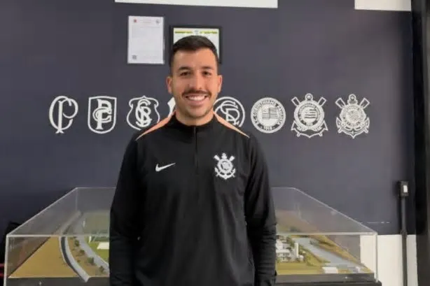 O Corinthians acertou, na última semana, a contratação de Leonardo Ramelo para atuar como preparador físico das categorias de ...