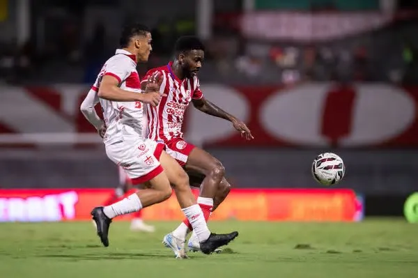 Náutico foi derrotado por 2 a 1 pelo CRB nesta quinta (16), no estádio Rei Pelé, em Maceió (AL), pela 18ª rodada da Série B ...