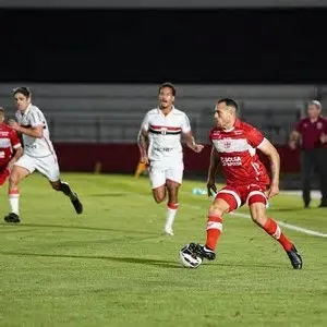 CRB passou pelo Botafogo em Ribeirão Preto e se afastou um pouco da zona de rebaixamento - Foto: Ascom CRB Em uma noite de ...