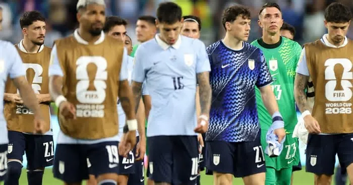 O Uruguai foi eliminado na 1ª fase da Copa, e após a queda na competição, um ídolo do Botafogo pode assumir o lugar de Bielsa ...