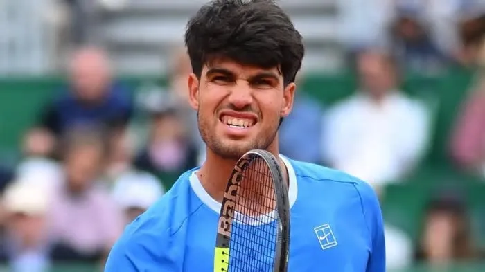 Sua última partida foi em abril deste ano, quando desistiu de disputar o ATP 500 de Barcelona após lesionar o punho direito ...